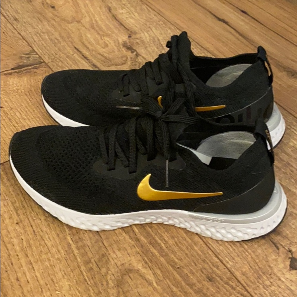 Nike black epic react sneakers